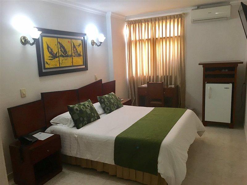 Hotel Ruittoque D Prada บูการามังกา ภายนอก รูปภาพ