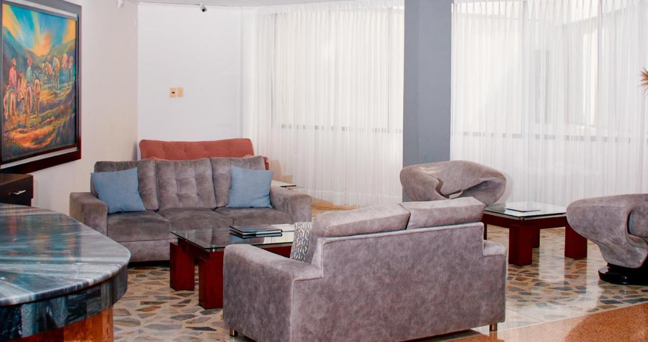 Hotel Ruittoque D Prada บูการามังกา ภายนอก รูปภาพ