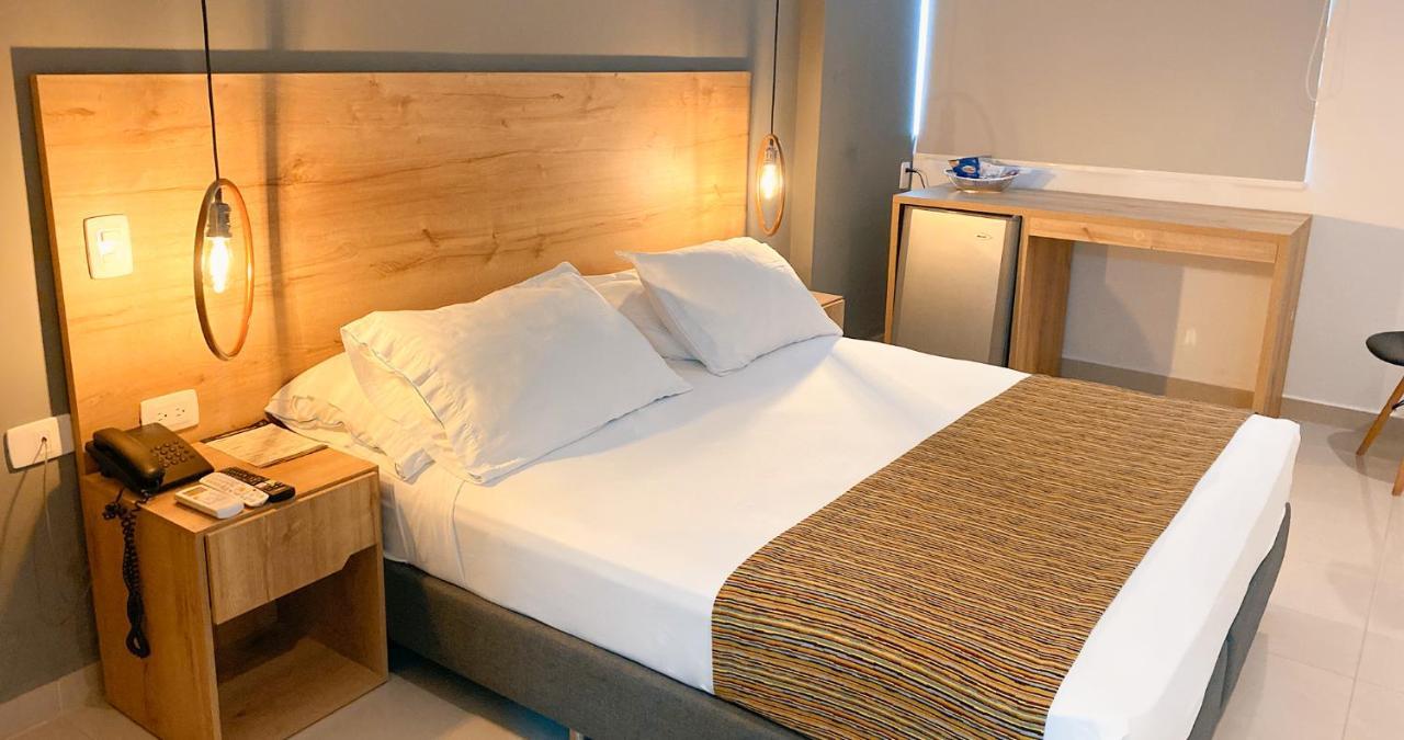 Hotel Ruittoque D Prada บูการามังกา ภายนอก รูปภาพ