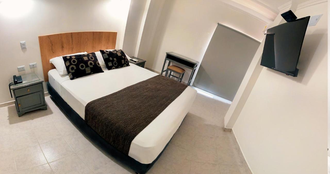 Hotel Ruittoque D Prada บูการามังกา ภายนอก รูปภาพ