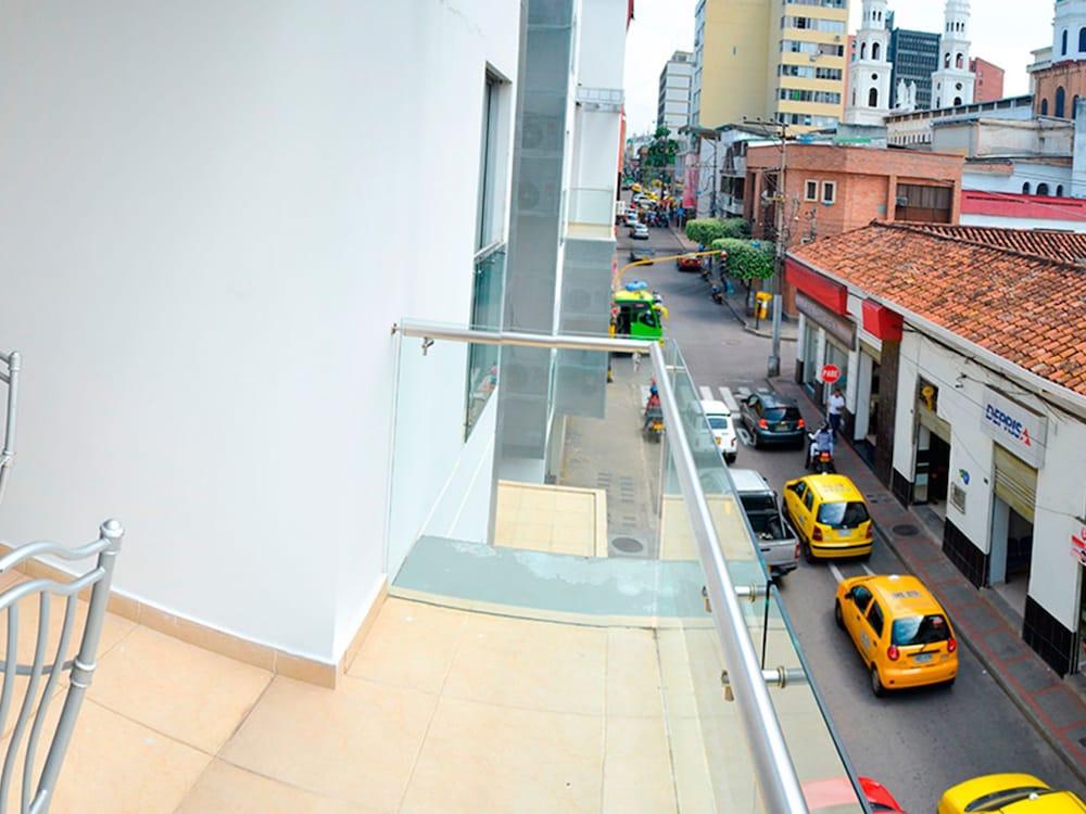 Hotel Ruittoque D Prada บูการามังกา ภายนอก รูปภาพ