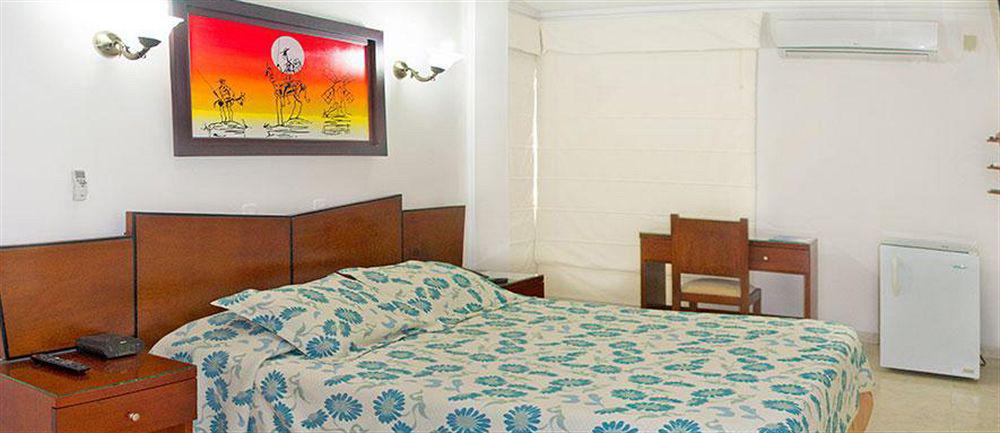 Hotel Ruittoque D Prada บูการามังกา ภายนอก รูปภาพ